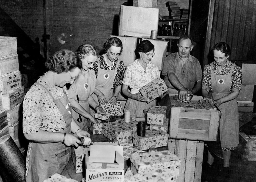 1942: Little Golden Books hit the shelves